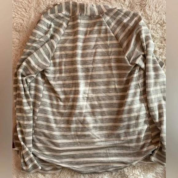 Dry Goods Cardigan Gray and White Strips front open, lightweight, pockets XS - Picture 4 of 6